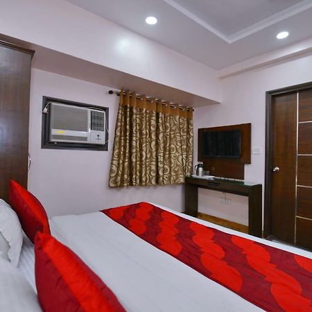 Hotel Kabeer New Delhi @ New Delhi Railway Station Exteriör bild