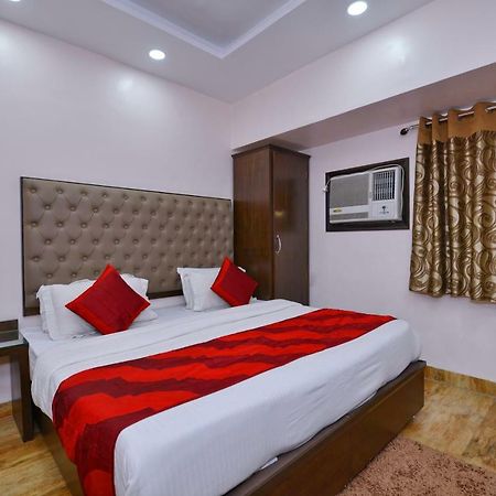 Hotel Kabeer New Delhi @ New Delhi Railway Station Exteriör bild
