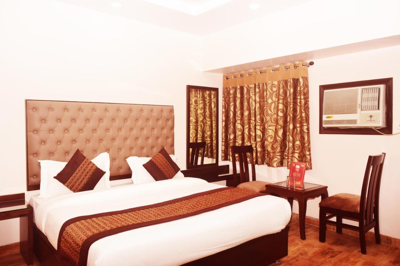 Hotel Kabeer New Delhi @ New Delhi Railway Station Exteriör bild