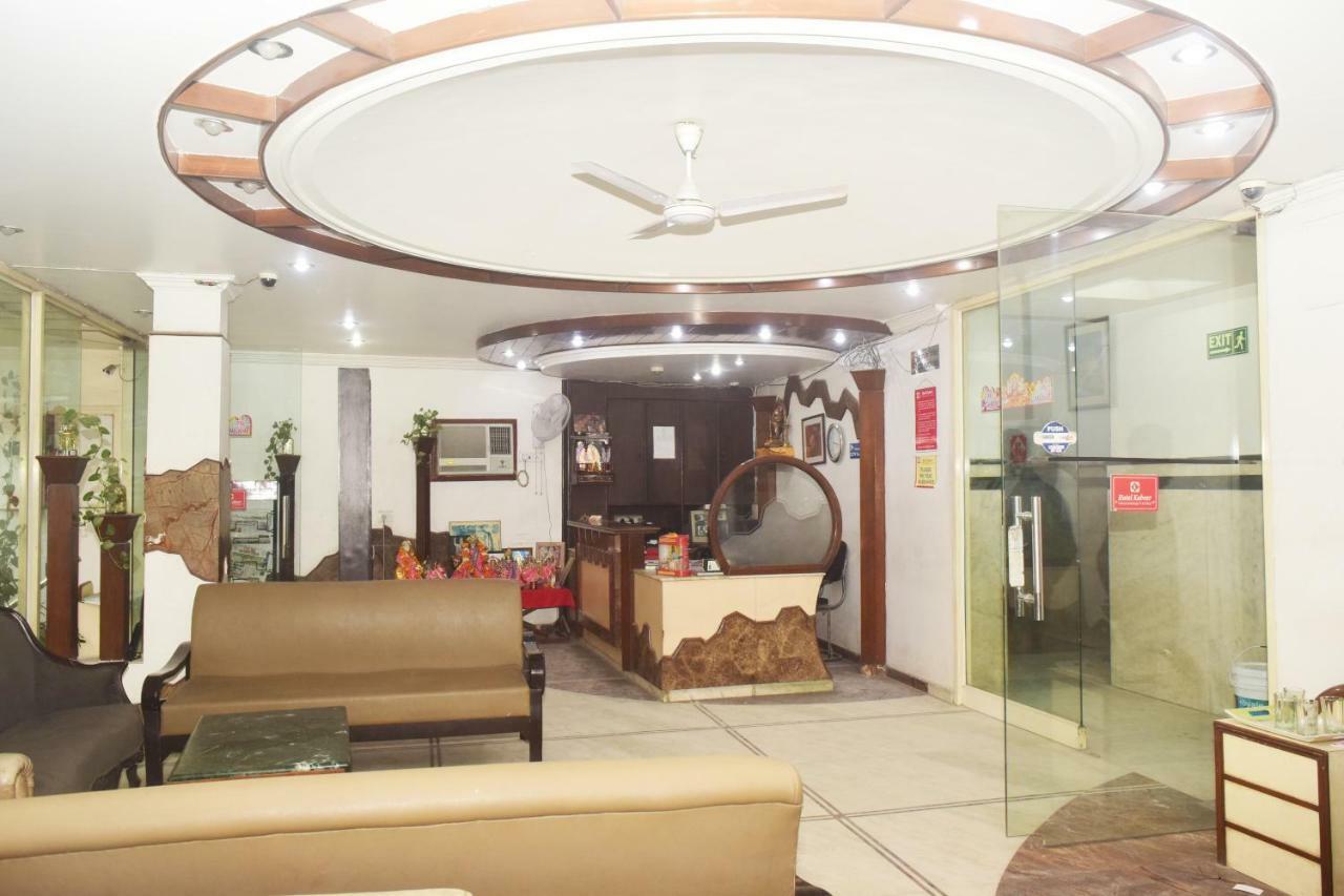 Hotel Kabeer New Delhi @ New Delhi Railway Station Exteriör bild