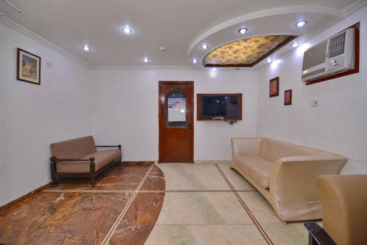 Hotel Kabeer New Delhi @ New Delhi Railway Station Exteriör bild