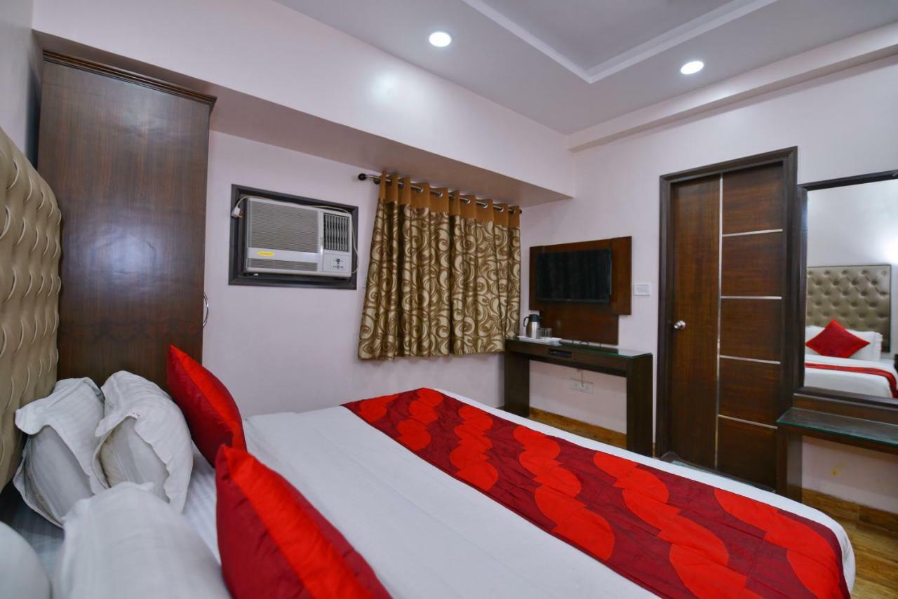 Hotel Kabeer New Delhi @ New Delhi Railway Station Exteriör bild