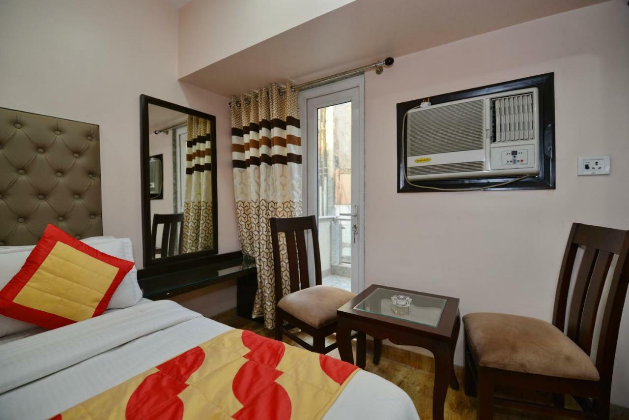 Hotel Kabeer New Delhi @ New Delhi Railway Station Exteriör bild