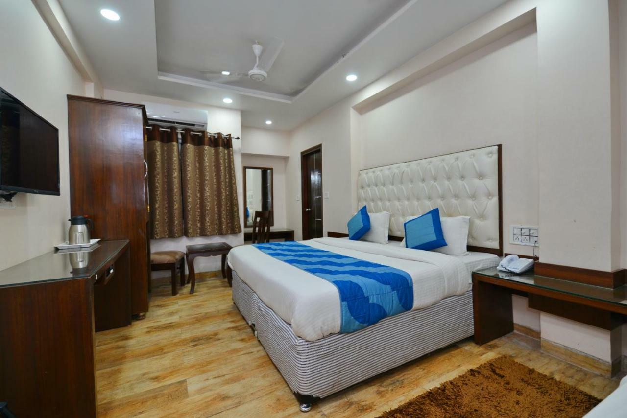 Hotel Kabeer New Delhi @ New Delhi Railway Station Exteriör bild